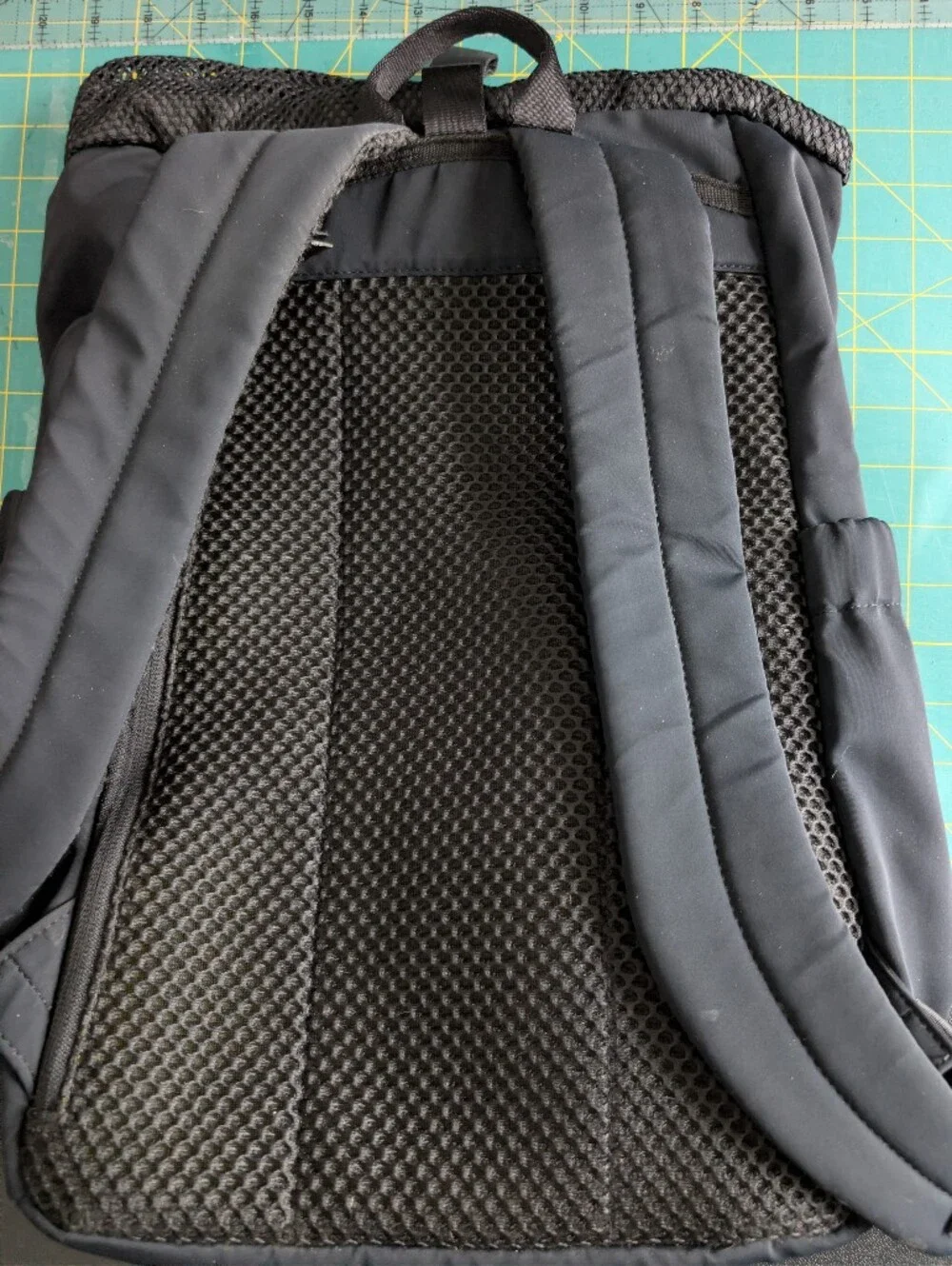 N/A stylish black